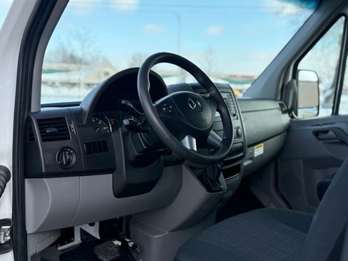 Used 2017 Mercedes-Benz Sprinter 2500 w/ Workspace Access Package image 9