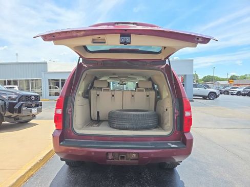 Used 2007 Chevrolet Tahoe LT w/ LT Preferred Equipment Group AWD/4WD image 9