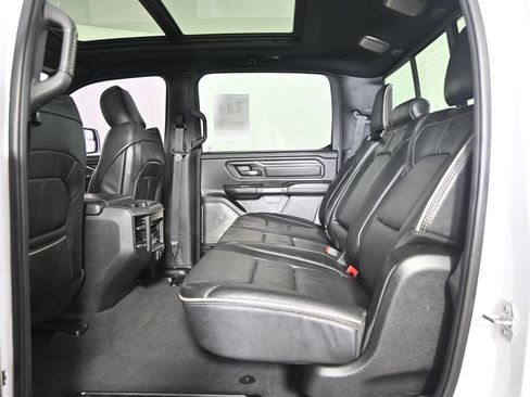 Used 2019 RAM 1500 Limited AWD/4WD image 18