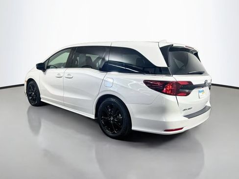 Used 2024 Honda Odyssey Sport image 7