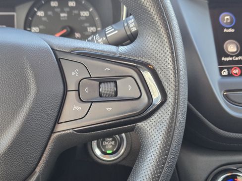 Used 2023 Chevrolet TrailBlazer LT image 29