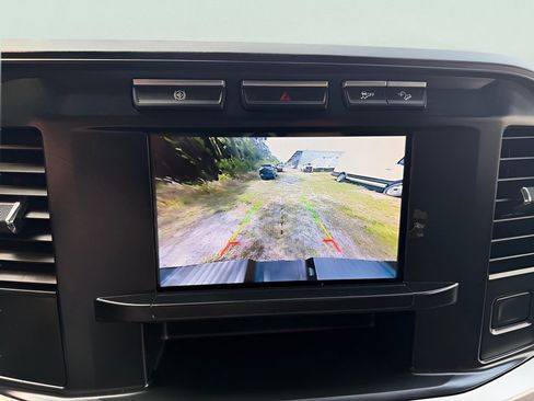 Used 2024 Ford F250 XLT w/ FX4 Off-Road Package image 7