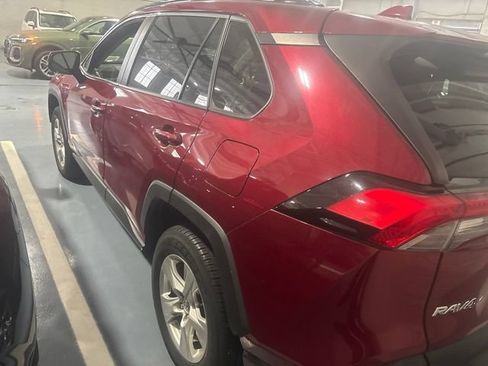 Used 2019 Toyota RAV4 XLE w/ Convenience Package AWD/4WD image 7