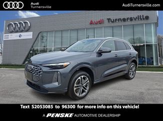 Used 2025 Audi Q5 Premium w/ Convenience Package video 1