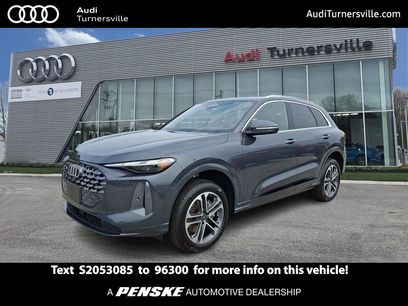 Used 2025 Audi Q5 Premium w/ Convenience Package