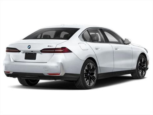 New 2026 BMW 530i xDrive 530i xDrive w/ Premium Package image 2
