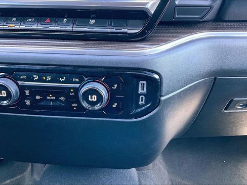Used 2023 Chevrolet Silverado 1500 LT w/ Protection Package AWD/4WD image 17