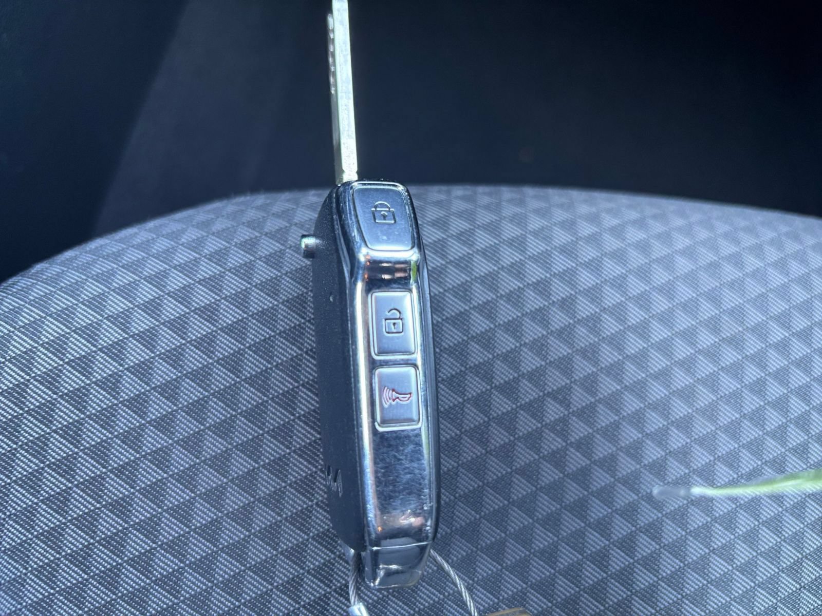 Used 2025 Kia Soul LX w/ LX Technology Package FWD image 20