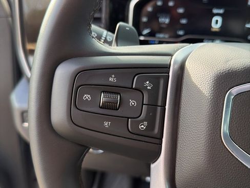 Used 2025 GMC Sierra 1500 Elevation image 30