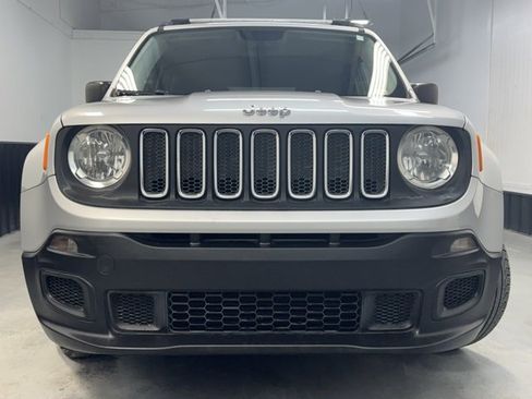 Used 2015 Jeep Renegade Sport w/ Power & Air Group image 2