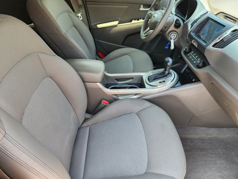 Used 2014 Kia Sportage LX AWD/4WD image 10