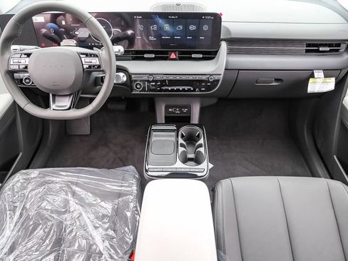 New 2026 Hyundai Ioniq 5 SEL image 15
