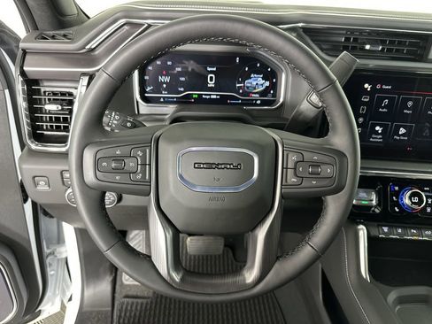 New 2025 GMC Sierra 2500 Denali Ultimate w/ Max Trailering Package image 26