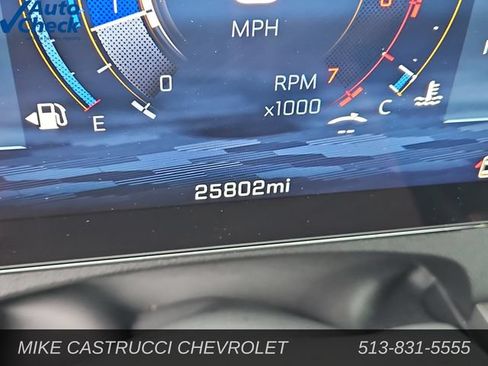 Used 2026 Chevrolet Traverse LT AWD/4WD image 16