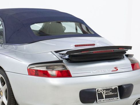 Used 2003 Porsche 911 Carrera 4 image 16