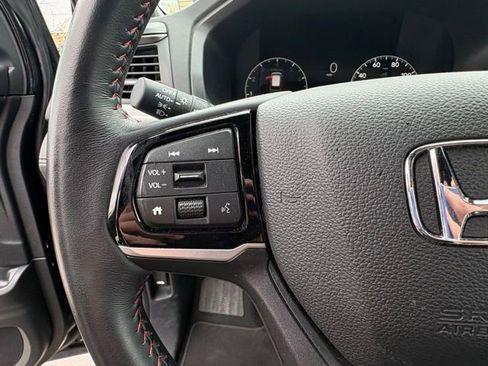 Used 2025 Honda Odyssey Sport-L image 14