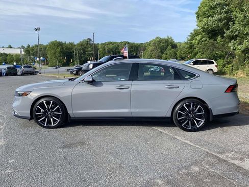 Certified 2025 Honda Accord Touring image 2