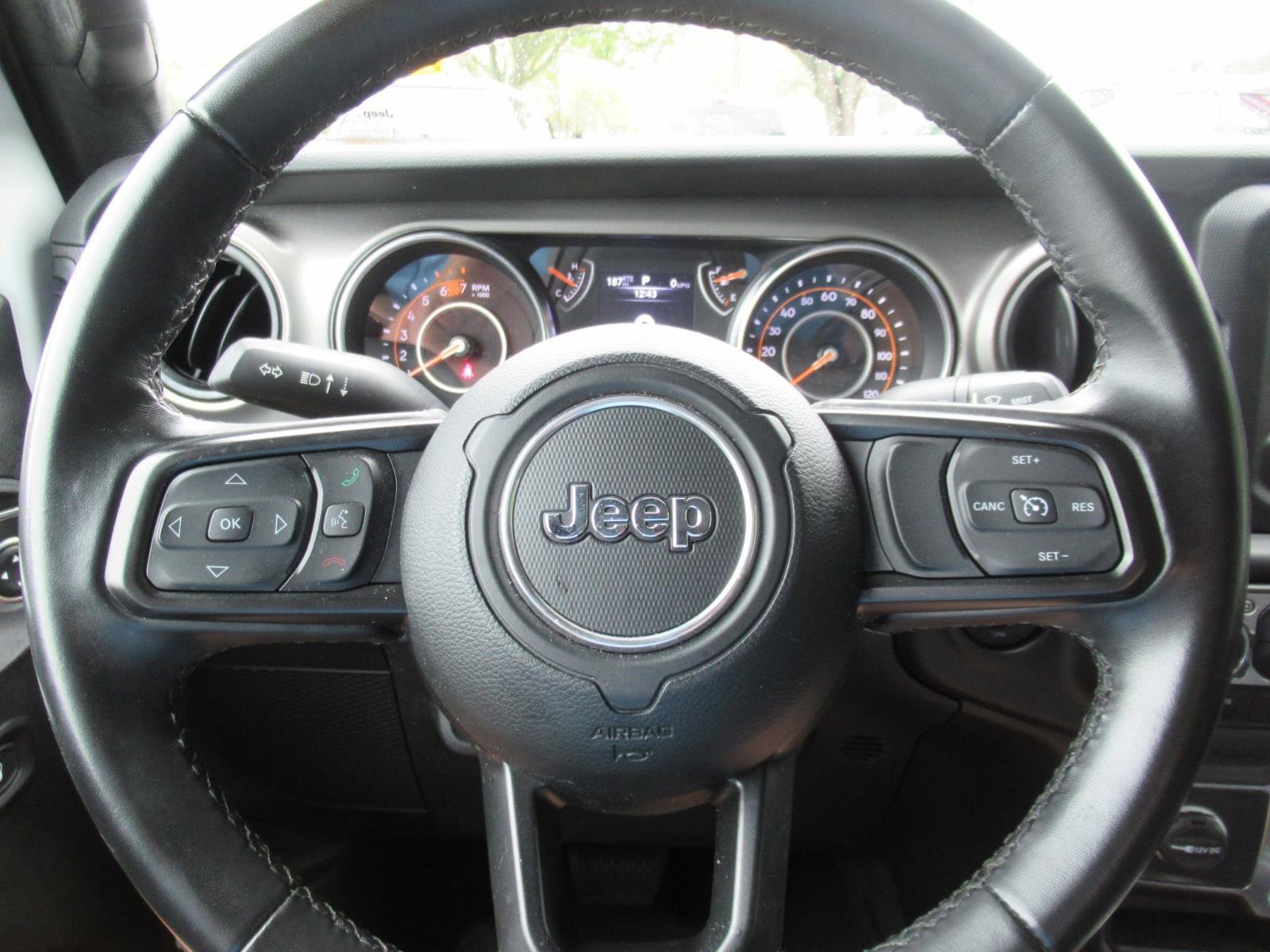 Used 2022 Jeep Wrangler Sport AWD/4WD image 22