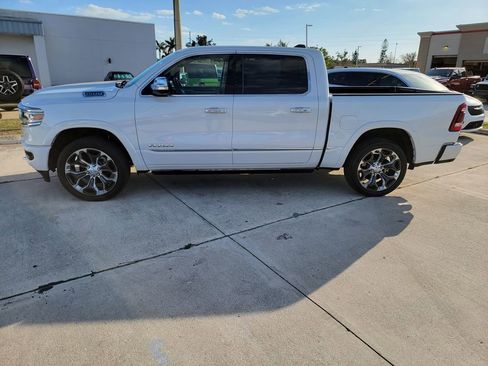 Used 2022 RAM 1500 Limited image 2