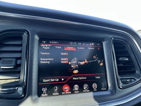 Used 2016 Dodge Challenger SRT w/ Technology Group image 19