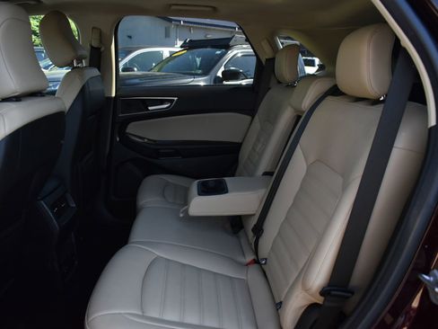 Used 2022 Ford Edge SEL w/ Convenience Package AWD/4WD image 17