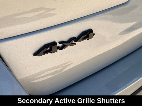 New 2026 Jeep Grand Cherokee L 4WD image 34