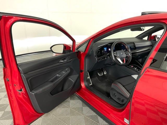Used 2024 Volkswagen GTI SE FWD image 27