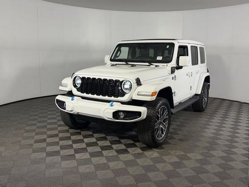 Used 2024 Jeep Wrangler High Altitude AWD/4WD image 10