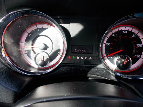 Used 2014 Dodge Grand Caravan American Value Package image 16