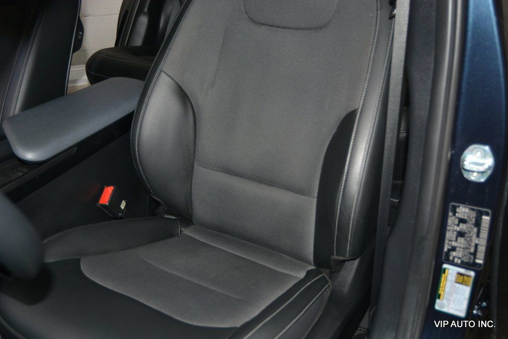 Used 2022 Kia EV6 Light RWD image 17
