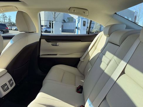 Used 2017 Lexus ES 350 image 18