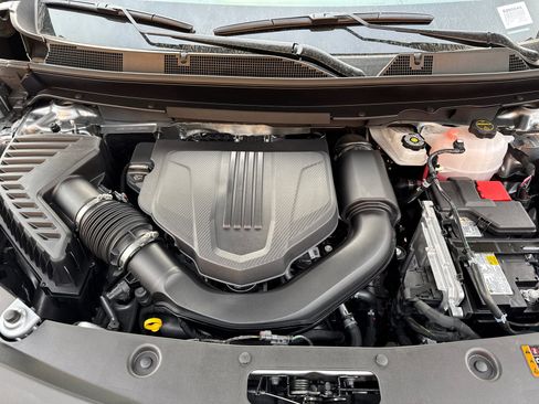 New 2026 Buick Enclave Avenir w/ Super Cruise Package image 8