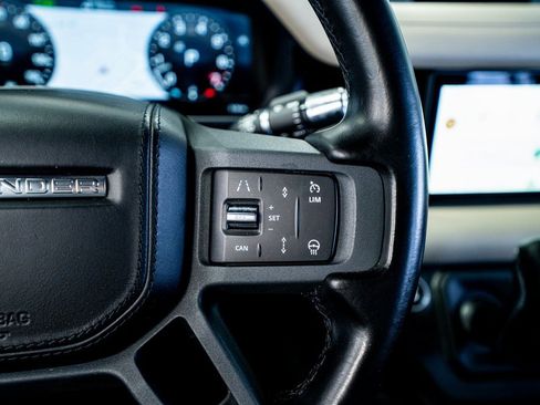 Used 2021 Land Rover Defender 110 X-Dynamic HSE image 42