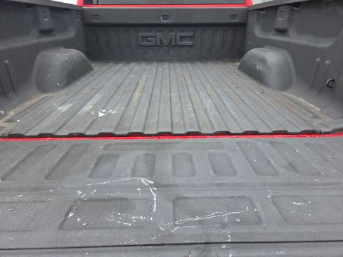 Used 2017 GMC Sierra 1500 SLT w/ SLT Preferred Package AWD/4WD image 27