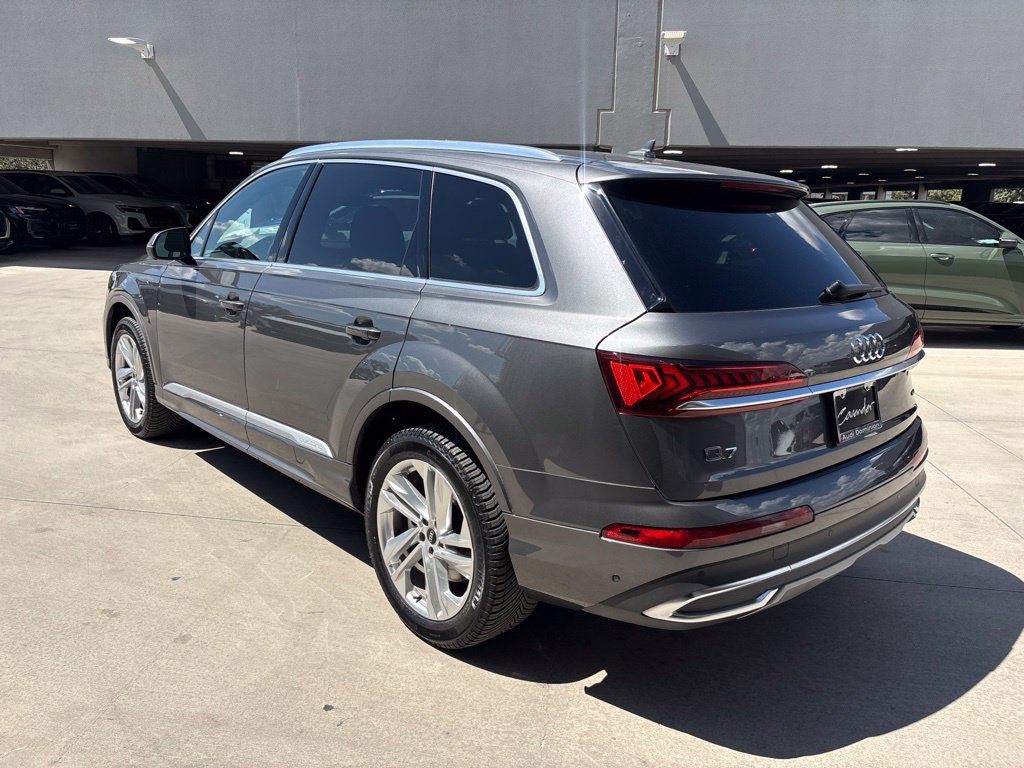 Used 2021 Audi Q7 2.0T Premium Plus w/ Executive Package AWD/4WD image 8