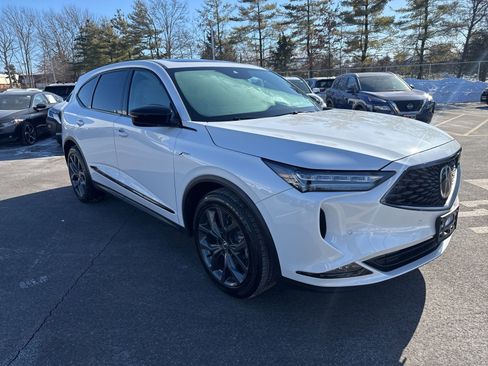 Used 2023 Acura MDX A-Spec image 3