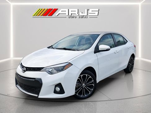 Used 2014 Toyota Corolla S image 1