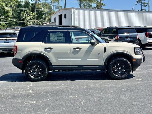 New 2025 Ford Bronco Sport Outer Banks w/ Sasquatch Outer Banks Package image 6