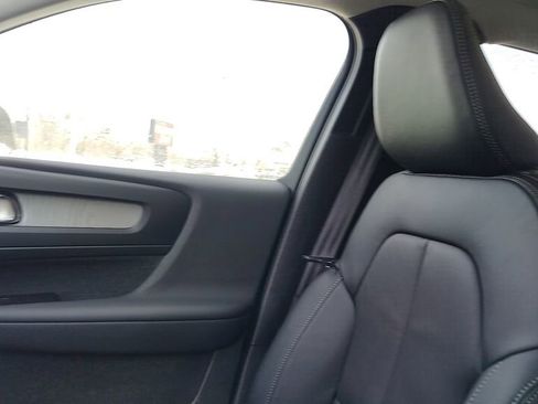 New 2026 Volvo XC40 B5 Plus w/ Protection Package Premier image 22