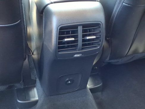 Used 2023 Ford Escape Platinum AWD/4WD image 10