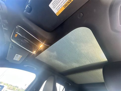 Certified 2025 Mercedes-Benz GLC 300 image 32