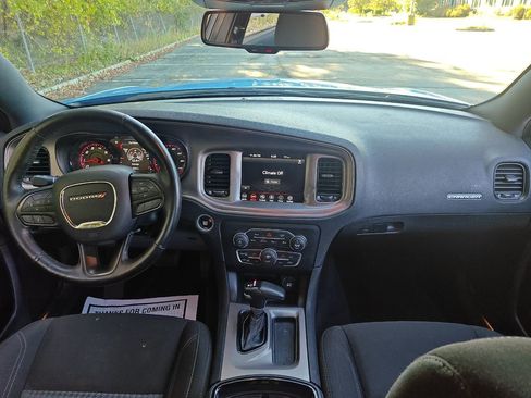 Used 2023 Dodge Charger SXT w/ Blacktop Package image 23