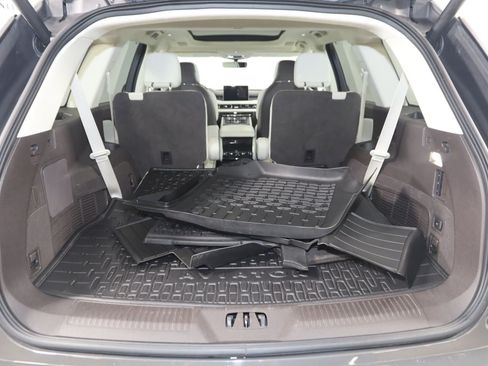 Used 2023 Lincoln Aviator Black Label w/ Dynamic Handling Package AWD/4WD image 49