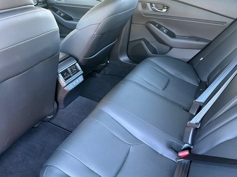Used 2025 Honda Accord Touring image 12