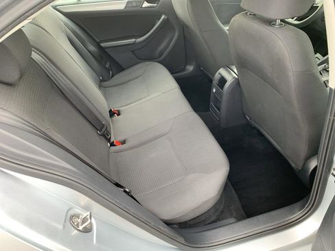 Used 2015 Volkswagen Jetta SE image 13