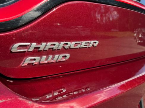 Used 2017 Dodge Charger SXT w/ AWD Plus Group image 35