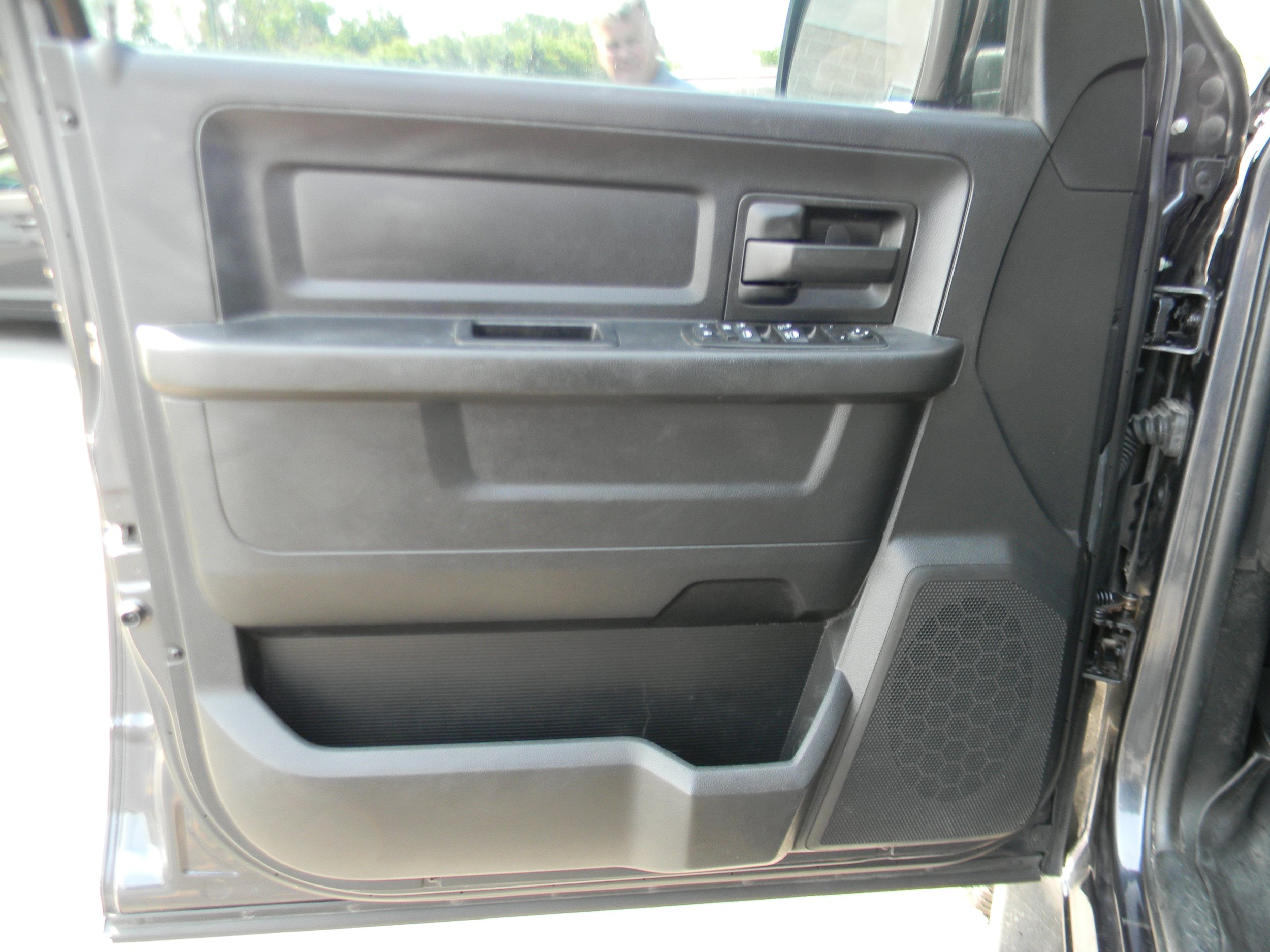 Used 2014 RAM 1500 Express AWD/4WD image 10