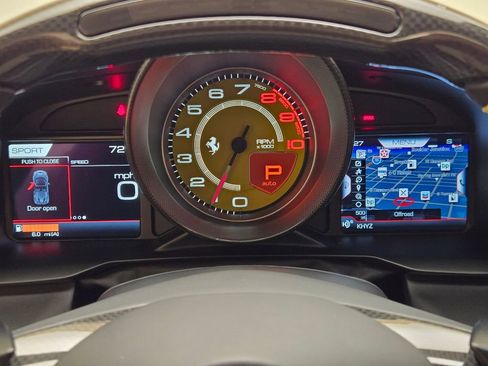 Used 2021 Ferrari F8 Tributo image 40