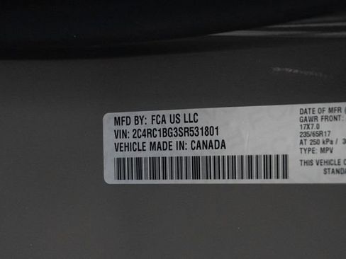 Used 2025 Chrysler Pacifica Select FWD image 33
