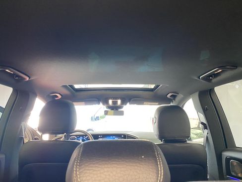 Used 2023 Mercedes-Benz GLE 450 4MATIC image 16